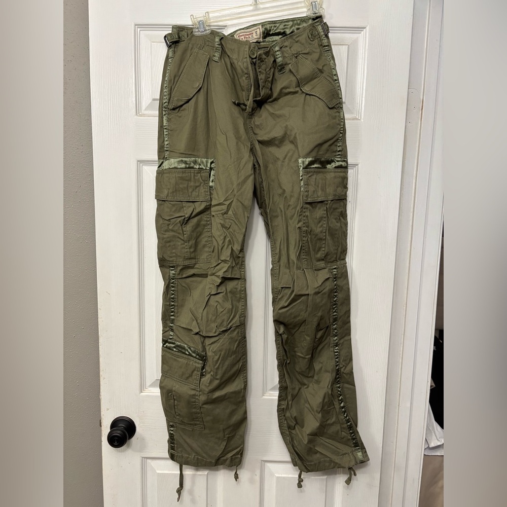 Abercrombie & Fitch Green Cargo Pants Utility Style